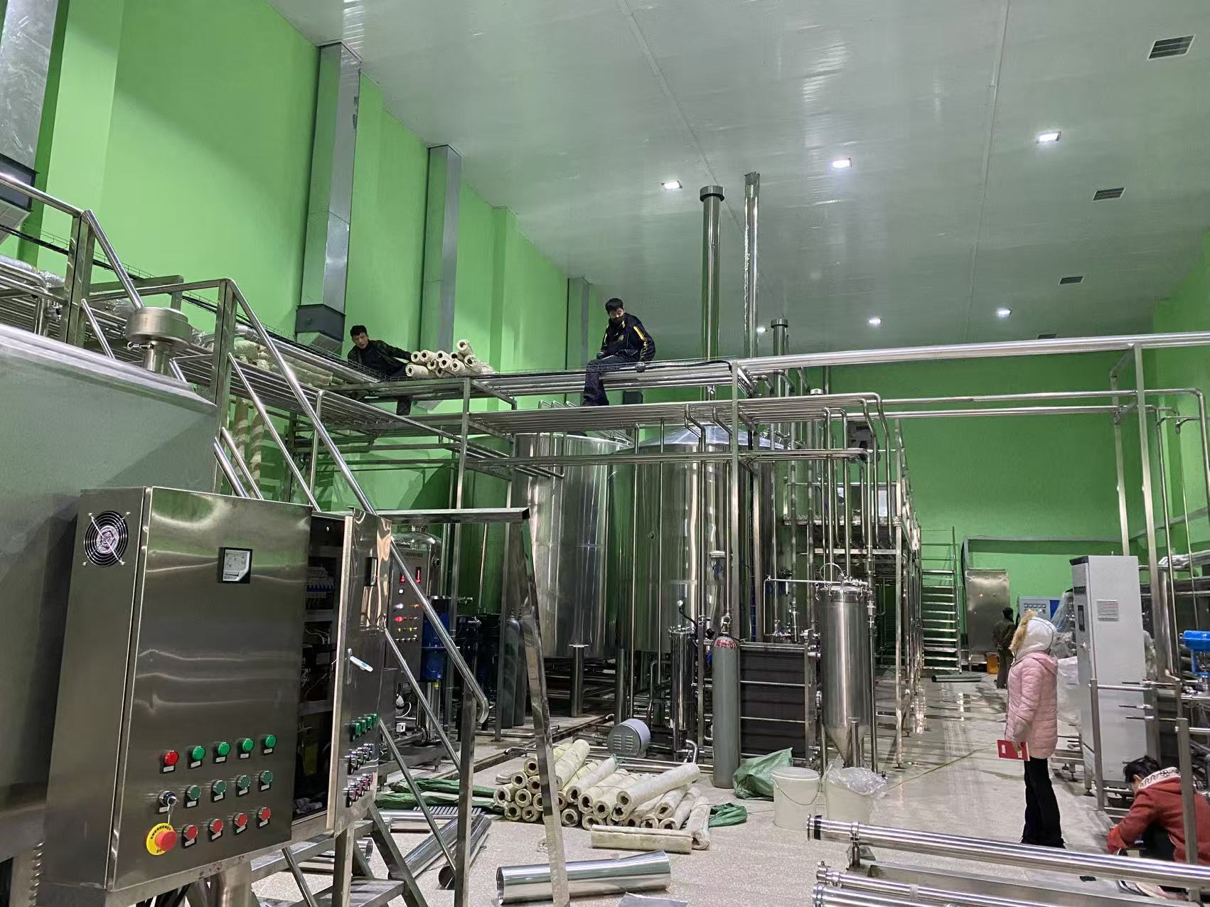 巨鹿精酿啤酒设备厂—精酿啤酒设备制造：传承工艺与创新科技的交融
